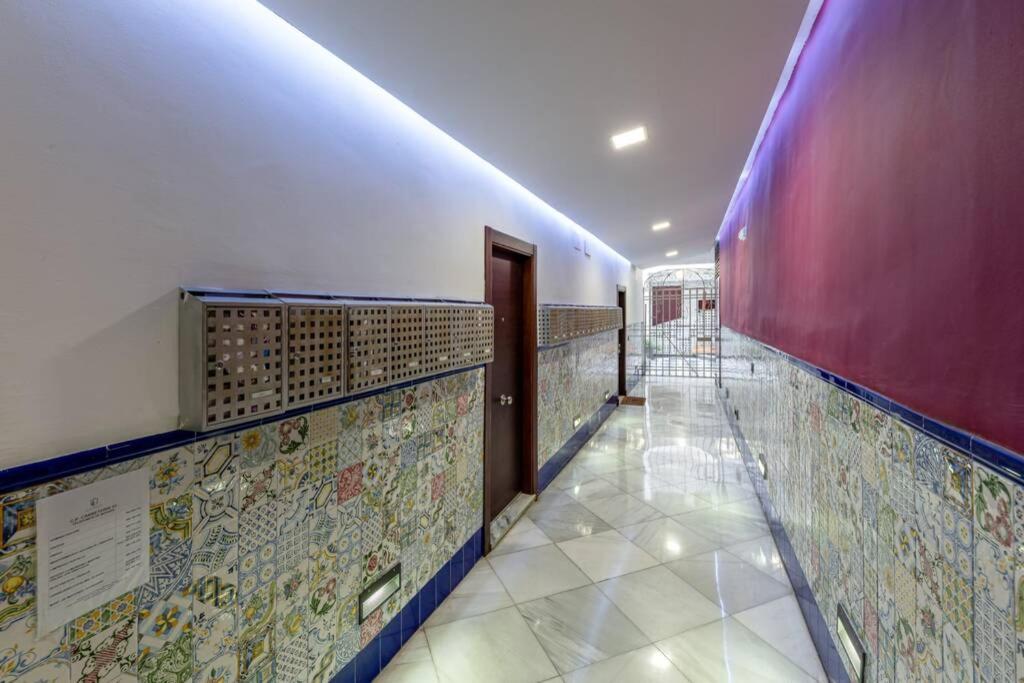 Апартаменты Carreterias Malaga Centro Экстерьер фото